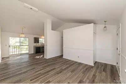 121 Oak Valley Drive, Saint Peters, MO 63376 - Photo 9