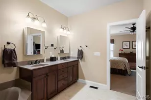 12532 Grandview Forest Dr, Sunset Hills, MO 63127 - Photo 27