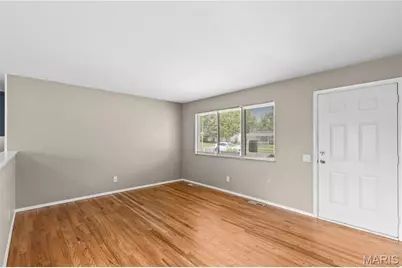 1770 Tahoe Drive, Florissant, MO 63031 - Photo 3