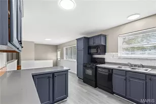 1770 Tahoe Dr, Florissant, MO 63031 - Photo 9
