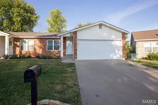 7 Windstream Ct, Saint Peters, MO 63376 - Photo 1