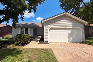 5277 Suntrail Dr, Black Jack, MO 63033 - Photo 1