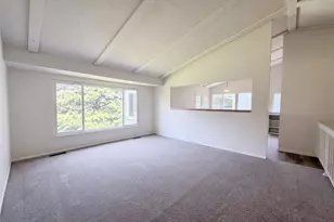 5277 Suntrail Dr, Black Jack, MO 63033 - Photo 7