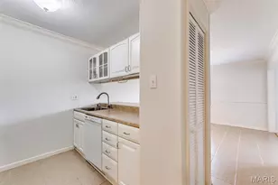 230 Braeshire Dr, Ballwin, MO 63021 - Photo 15
