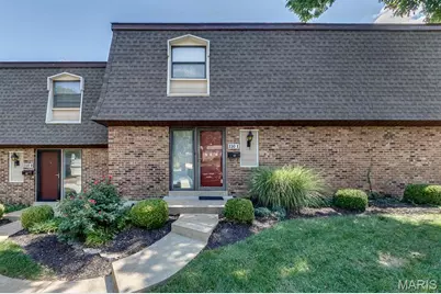 230 Braeshire Drive #E, Ballwin, MO 63021 - Photo 1