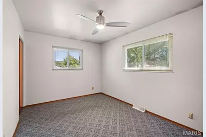 21 Della Drive, Fenton, MO 63026 - Photo 17