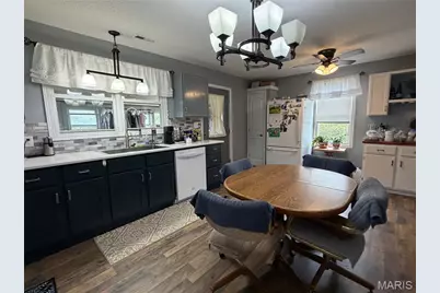 443 Highway Z, Silex, MO 63377 - Photo 13
