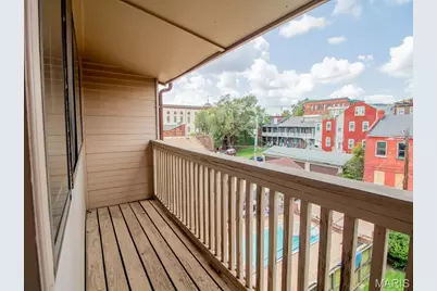 2009 S 11th Street, Saint Louis, MO 63104 - Photo 11