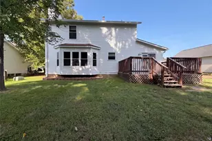 923 Keeneland Rd, Florissant, MO 63034 - Photo 5