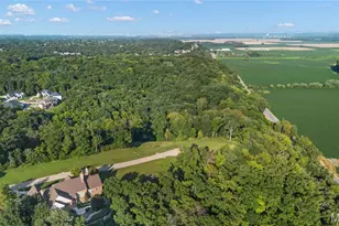 67 Castle Blf Dr, Unincorporated, MO 63304 - Photo 5