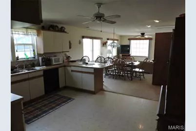 11 N River Road, Elsberry, MO 63343 - Photo 19