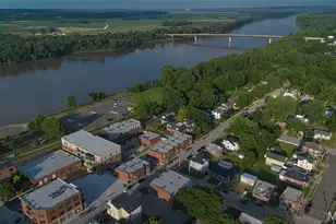105 E Main St, Washington, MO 63090 - Photo 5