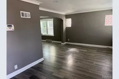 6832 Julian Avenue, University City, MO 63130 - Photo 3