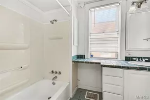 2038 McLaran Ave, Saint Louis, MO 63136 - Photo 11