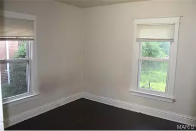6527 Julian Avenue, Saint Louis, MO 63133 - Photo 7