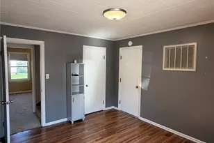 122 W Elm St, Palmyra, MO 63461 - Photo 21