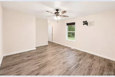 13546 E Sunrise Lake Drive, De Soto, MO 63020 - Photo 11