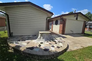 725 Mary Jo Ln, Hazelwood, MO 63042 - Photo 5