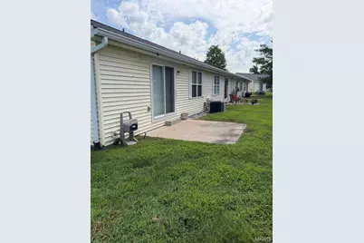 16190 Rose Wreath Lane, Florissant, MO 63034 - Photo 7