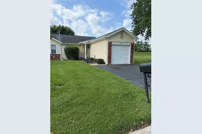 16190 Rose Wreath Lane, Florissant, MO 63034 - Photo 3