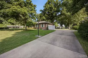 1400 Christine Ave, Des Peres, MO 63131 - Photo 23