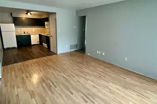 12114 Natural Bridge Rd, Bridgeton, MO 63044 - Photo 9