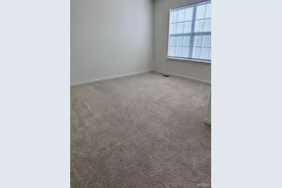 4283 Lions Chase Drive, Saint Louis, MO 63125 - Photo 11