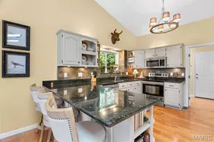 1378 S Lake Sherwood Dr, Lake Sherwood, MO 63357 - Photo 5