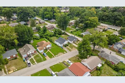 4702 Fletcher Street, Saint Louis, MO 63121 - Photo 3