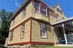 608-610 Center St, Hannibal, MO 63401 - Photo 3