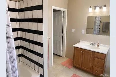 608-610 Center Street, Hannibal, MO 63401 - Photo 15