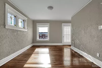 5027 Chippewa Street, Saint Louis, MO 63109 - Photo 3
