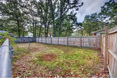 22838 Pioneer Drive, Lebanon, MO 65536 - Photo 37