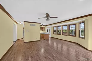 11 Fleurie Dr, Florissant, MO 63031 - Photo 15