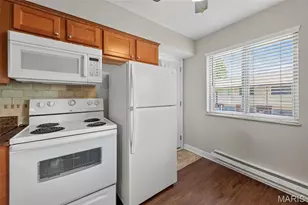 10065 N Bunker Hill Dr, Saint Louis, MO 63123 - Photo 11