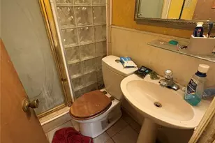 12404 Merrick Dr, Unincorporated, MO 63146 - Photo 17