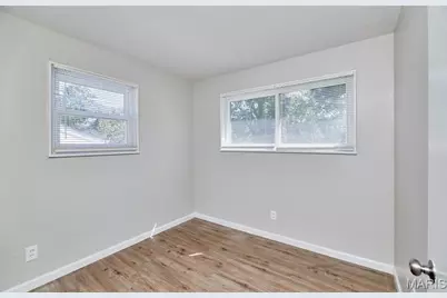 145 Clearview Drive, Florissant, MO 63033 - Photo 17
