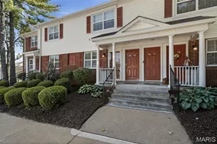 9081 W Swan Cir, Saint Louis, MO 63144 - Photo 1