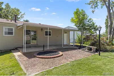 11919 Holly Brook Drive, Maryland Heights, MO 63043 - Photo 23