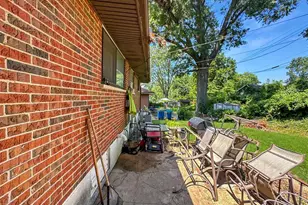 1129 Walker Ave, Saint Louis, MO 63138 - Photo 13