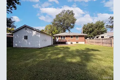 1320 Gahan Drive, Florissant, MO 63031 - Photo 5