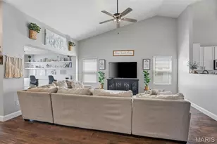 2046 Preston Woods Pkwy, Lake Saint Louis, MO 63367 - Photo 11