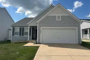2046 Preston Woods Pkwy, Lake Saint Louis, MO 63367 - Photo 1