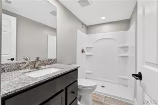 458 Crest Ave, Kirkwood, MO 63122 - Photo 81