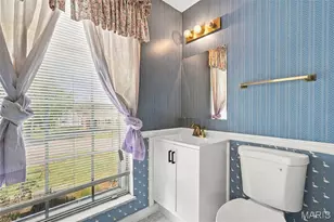 1009 Spinoza Pl, Ballwin, MO 63011 - Photo 11