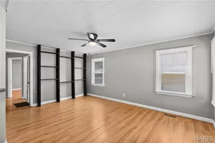 8 Wescott Dr, Florissant, MO 63031 - Photo 5