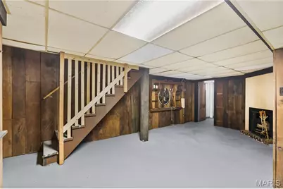 8 Wescott Drive, Florissant, MO 63031 - Photo 15