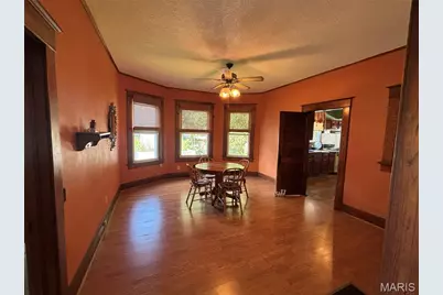 325 South Shelby Street, Shelbina, MO 63468 - Photo 9