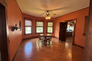 325 South Shelby St, Shelbina, MO 63468 - Photo 9