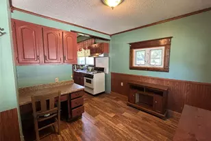 325 South Shelby St, Shelbina, MO 63468 - Photo 13